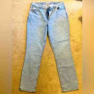 90’s Slim Straight- Ultra High Rise